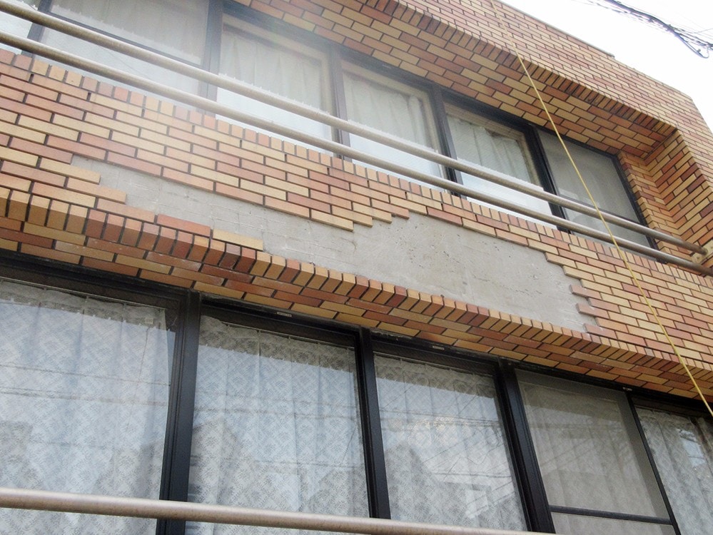 タイル改修工事　施工前状況写真