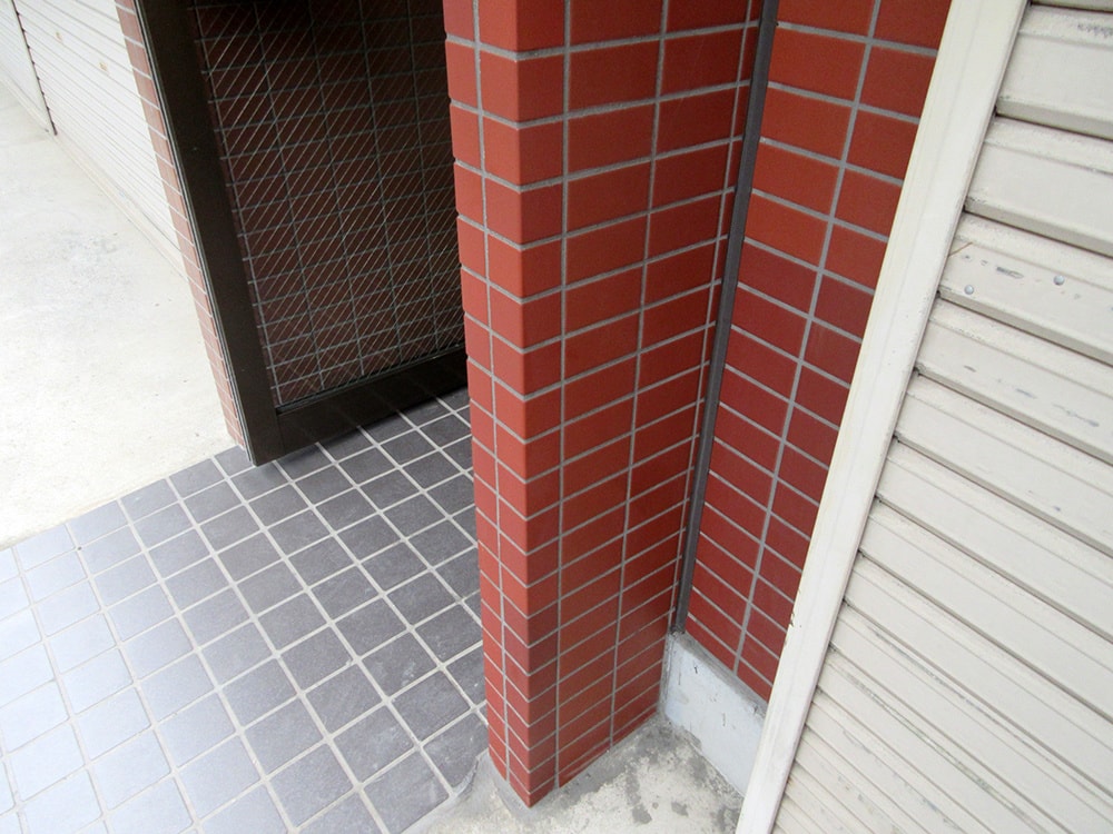 株式会社エクスト　タイル改修工事　施工完了写真