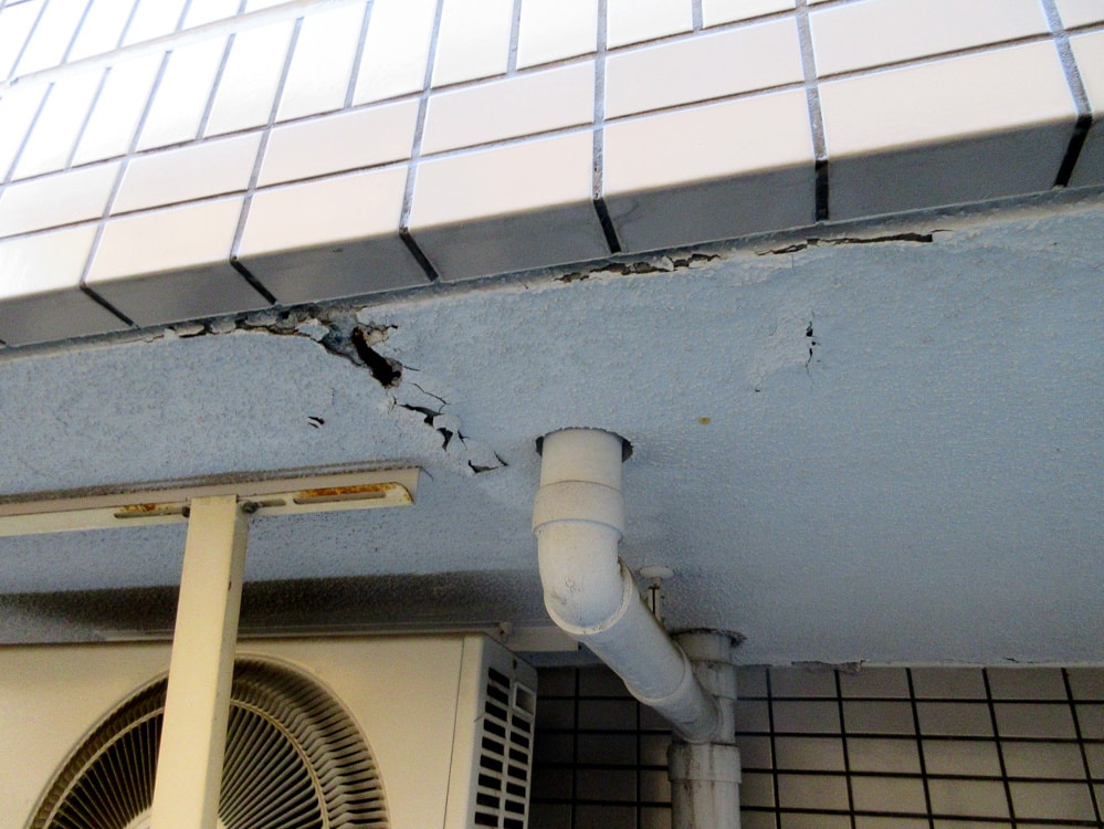 外壁補修工事　施工前写真