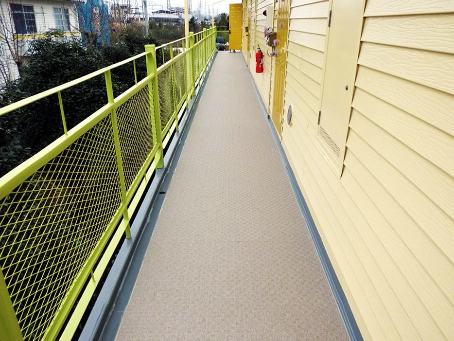 防滑性ビニル床工事　施工完了写真